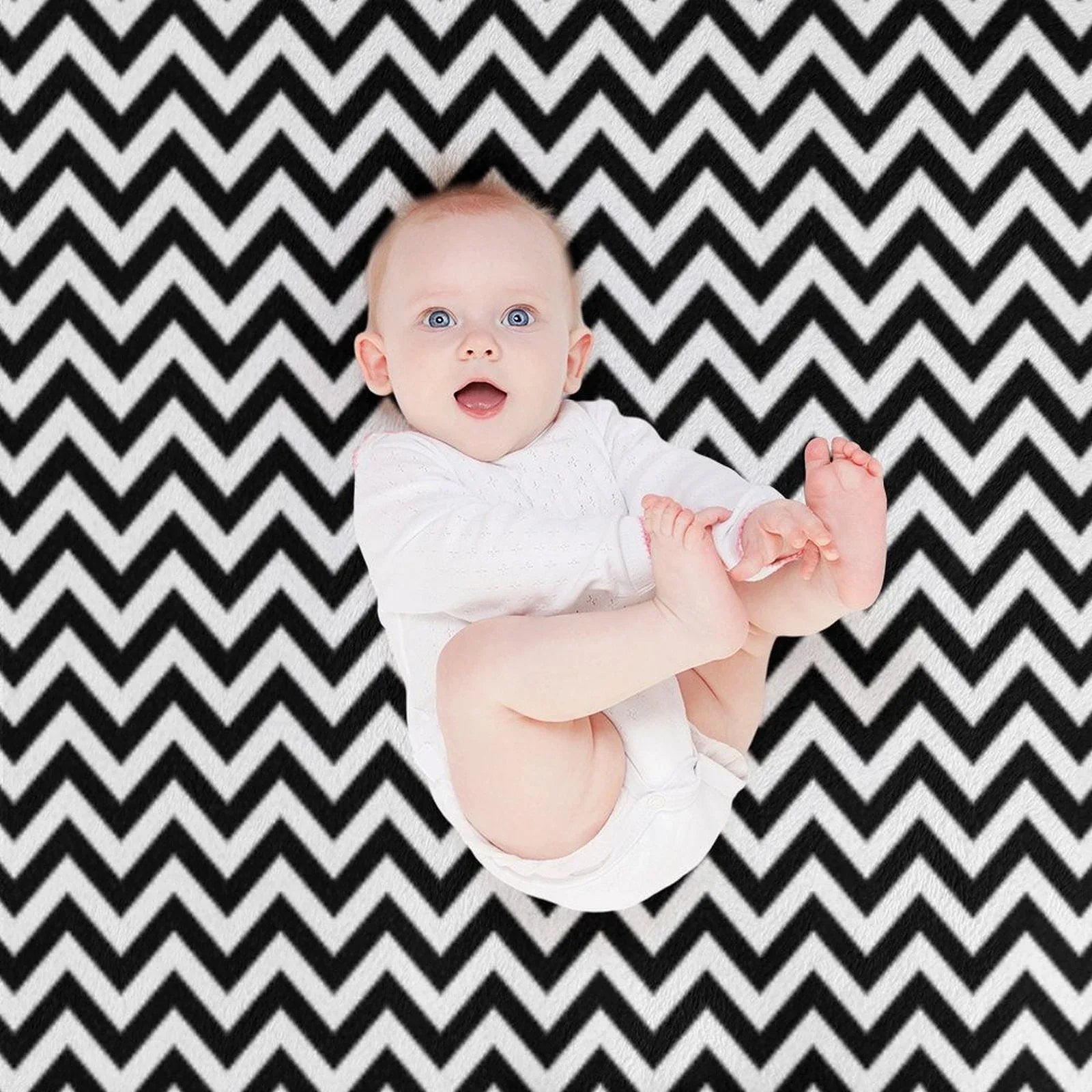 Peaks Throw Blanket