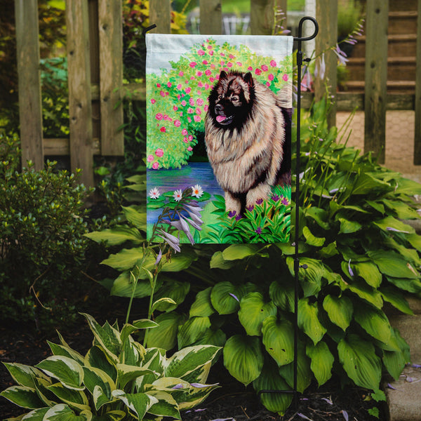 Keeshond Garden Flag – Decorative Outdoor Yard Flag 7074GF - Gifts for You 'n Me