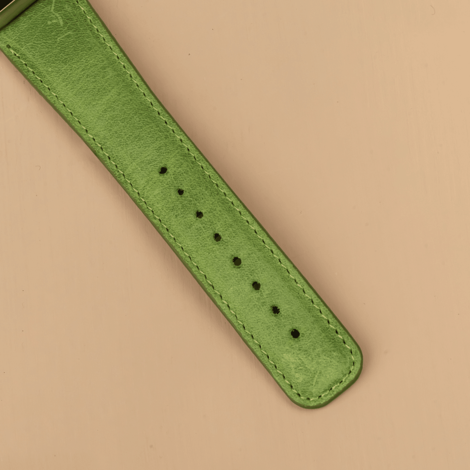 Apple Watch Sheen Green Leather Strap - Boston