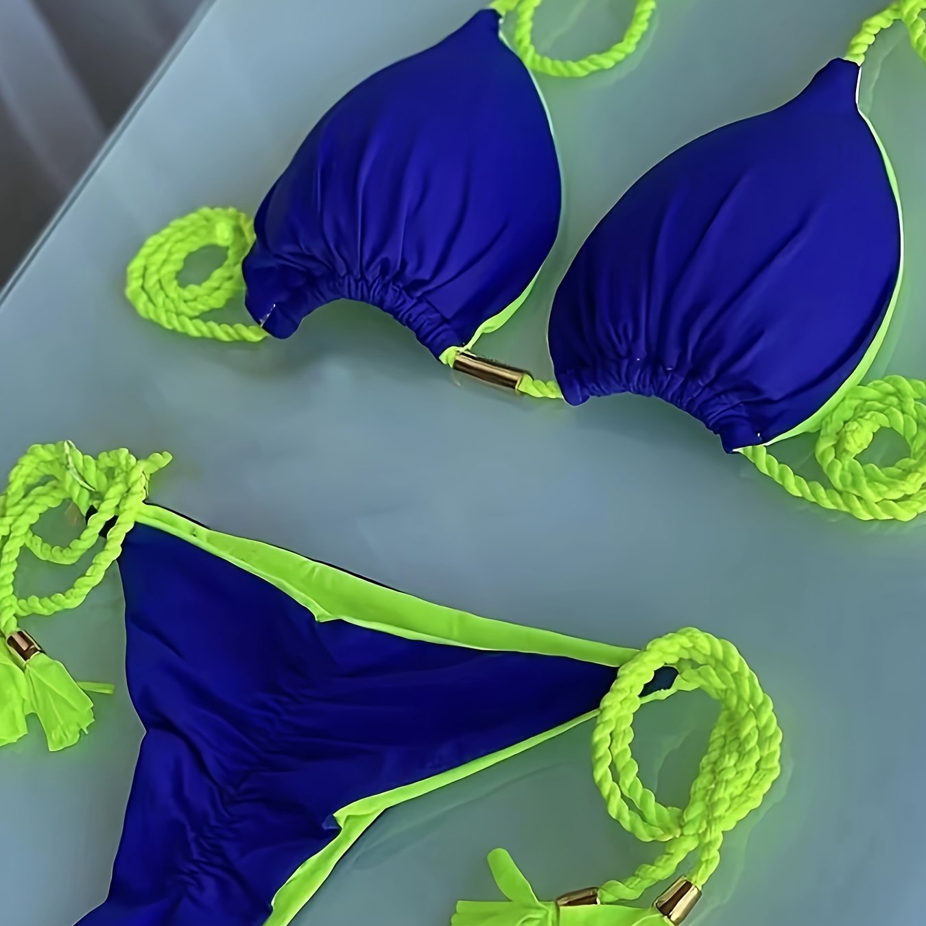 New Festival Flame Halter Bikini Set for Women – Triangle V-Neck Backless Two-Piece Swimsuit with Tie Side Bottoms & Adjustable Lace-Up Fit – Sleek Polyamide Swimwear for Koningsdag/King’s Day & Summer Beach Celebrations