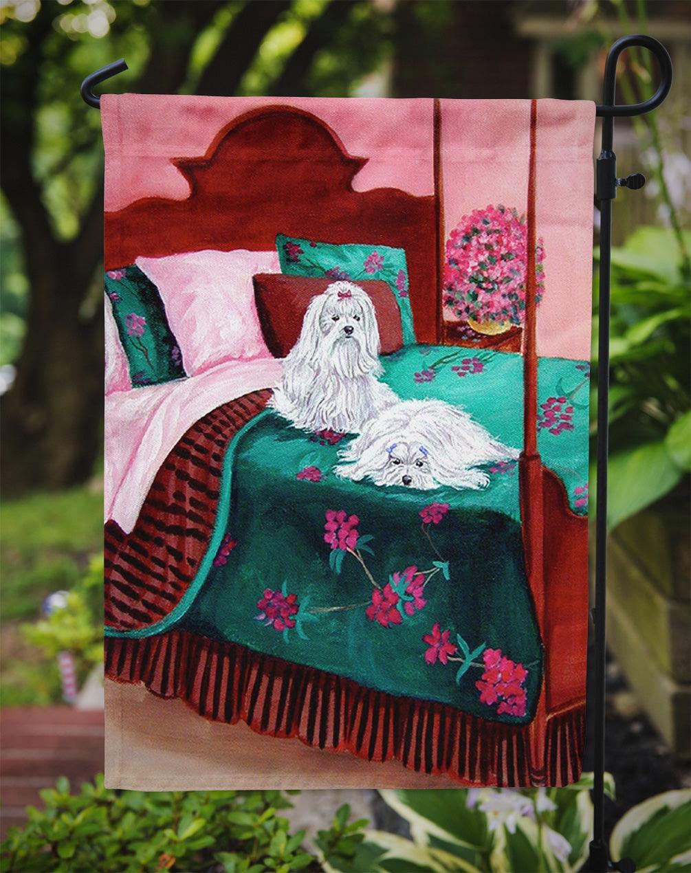 Maltese Waiting on Mom Garden Flag – Decorative Outdoor Yard Flag