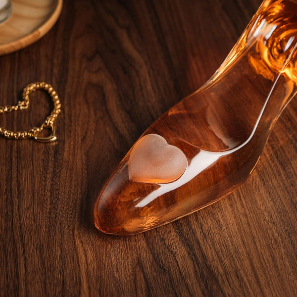 Stiletto Whiskey and Wine Decanter by The Wine Savant with Stopper - Luxurious Handcrafted High Heel Decanter for Wine Liquor Rum Bourbon Tequila - Elegant Decanter Gifts for Women!