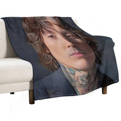 Cool Oli Sykes Travel-friendly Throw Blanket