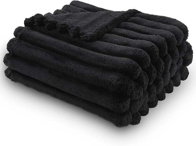 NEWCOSPLAY Super Soft Throw Blanket Black Premium Silky Flannel Fleece 3D Ribbed Jacquard Lightweight Bed Blanket All Season Use (Black Ribbed, Throw(50