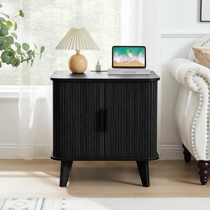 Farmhouse Square End Table with Charging Station, 24