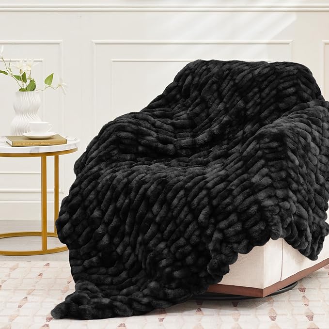 Ultra Soft Luxury Faux Fur Throw Blanket for Counch,Fuzzy Fluffy Plush Warm Cozy Elegant Wrinkled Blanket for Sofa Bedroom Living Room,（50