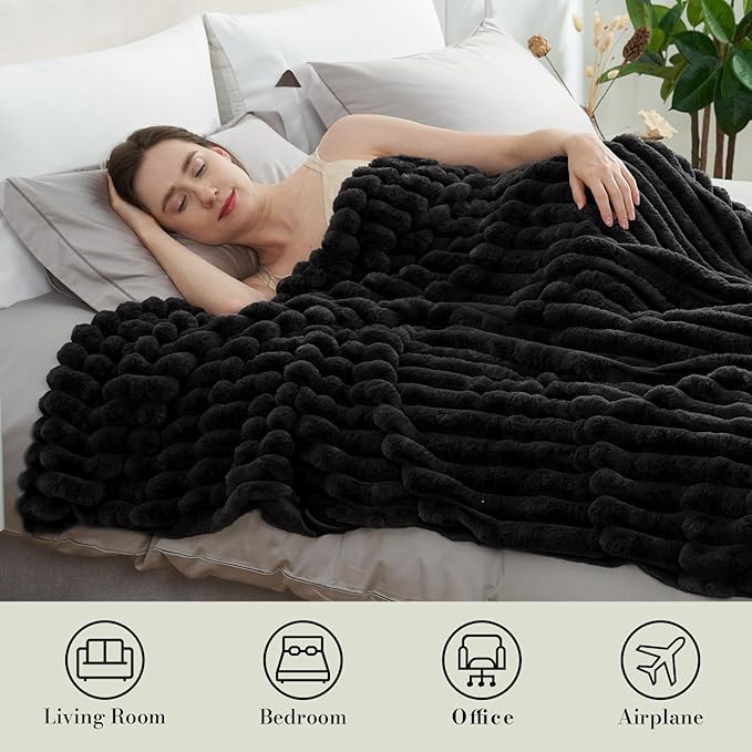 Amélie Home Faux Fur Throw Blanket for Couch, Cozy Fuzzy Fluffy Fur Luxurious Soft Striped Plush Gift Blankets for Family Sofa Chair Bed Living Room Bedroom, 55