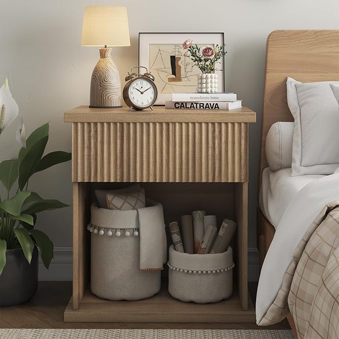 Fluted Nightstand Set of 2, 22.8