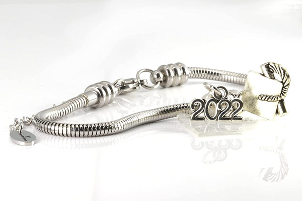 2022 Graduation Bracelet