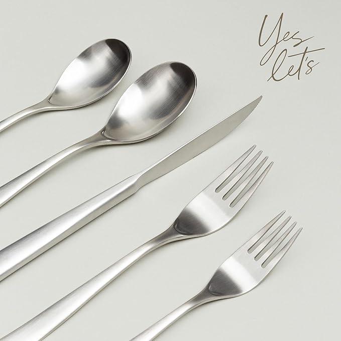 over&back 20pc Curved Flatware Cutlery Set - Comes with 4 Dinner Forks, 4 Salad Forks, 4 Dinner Knives, 4 Dinner Spoons, and 4 Teaspoons - 18/8 Stainless Steel - Dishwasher-Safe - Brushed Stainless