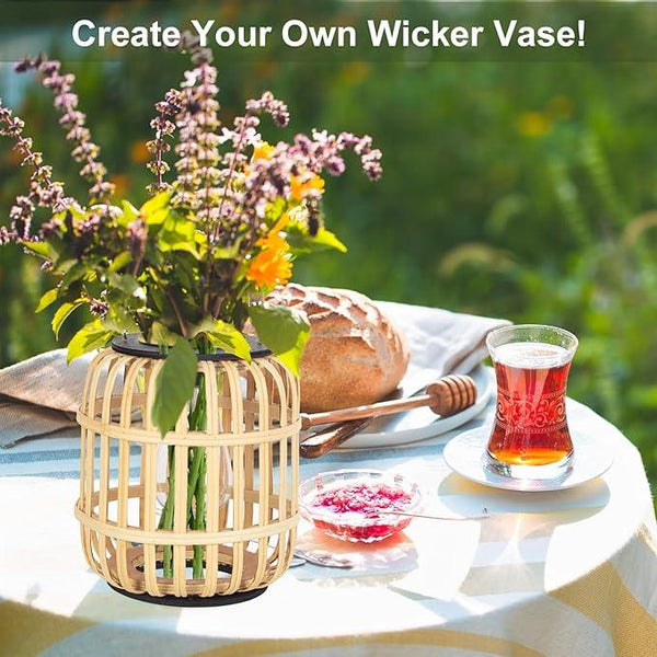 Outdoor Solar Rattan Lantern Hanging Lights with Handle, Waterproof Rattan Solar Lantern, Natural Bamboo LED Decorative Garden Lights for Yard, Patio, Wedding, Home Decoration