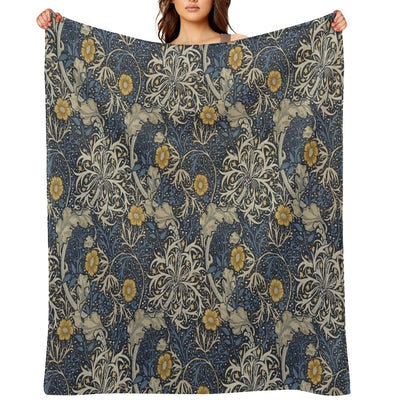 William Morris Seaweed Gift-ready Throw Blanket