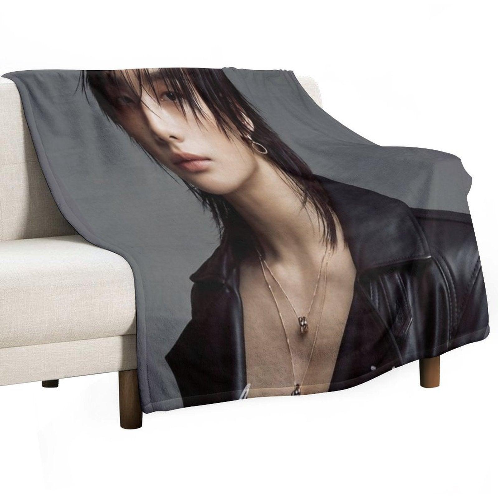Esquire Hot Hyunjin Stray Kids (스트레이 키즈) IMAGE SKZ Kpop Ot8 Throw Blanket