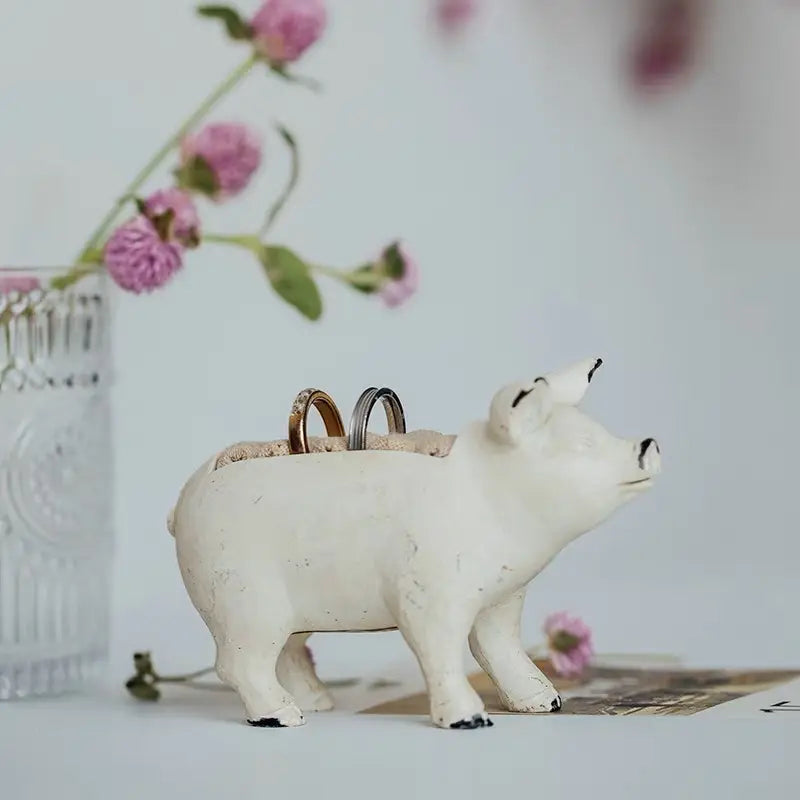 RESIN PIG JEWELRY HOLDER
