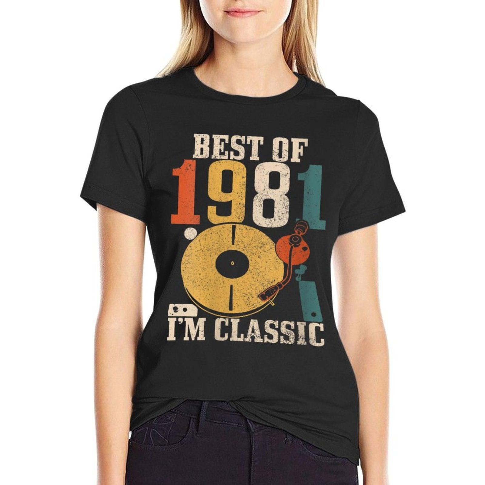 Womens Best Of 1981 I'm Classic 40th Birthday Gift Vintage Vinyl DJ  Moisture-wicking T-Shirt