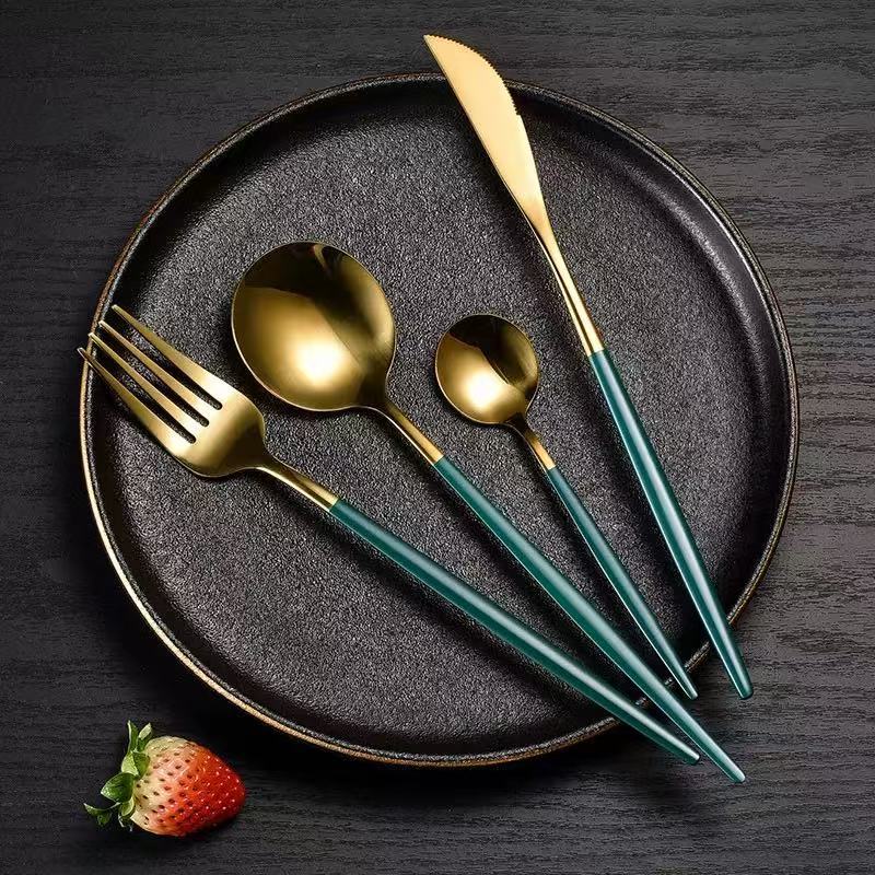 Stainless Steel Cutlery Set with Portuguese Gold Spray Painted Steak Knife, Fork, Spoon, and Tea Spoon 4-Piece Gift Pack