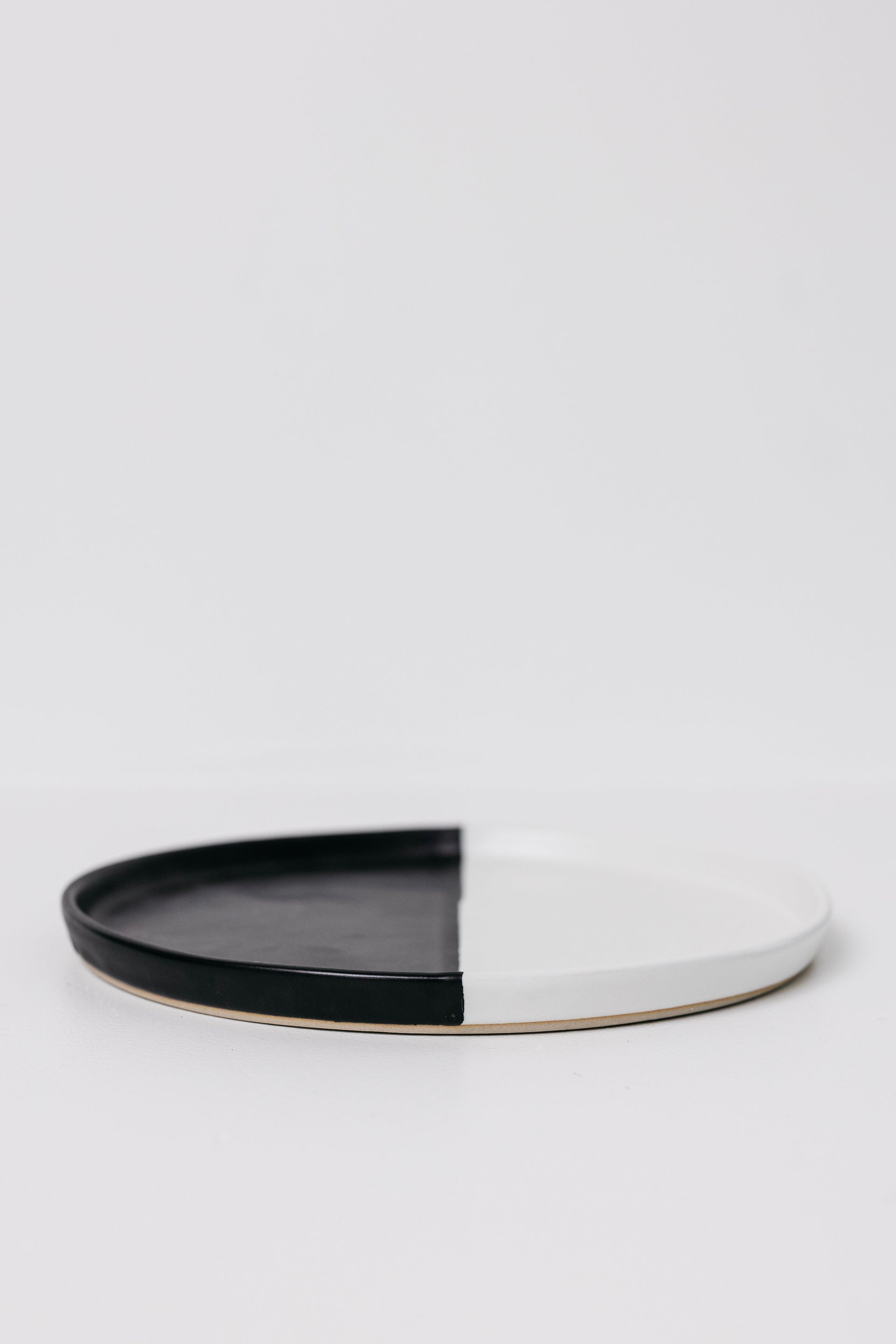 Dawson Appetizer Plate - Matte Black/White - Set of 6