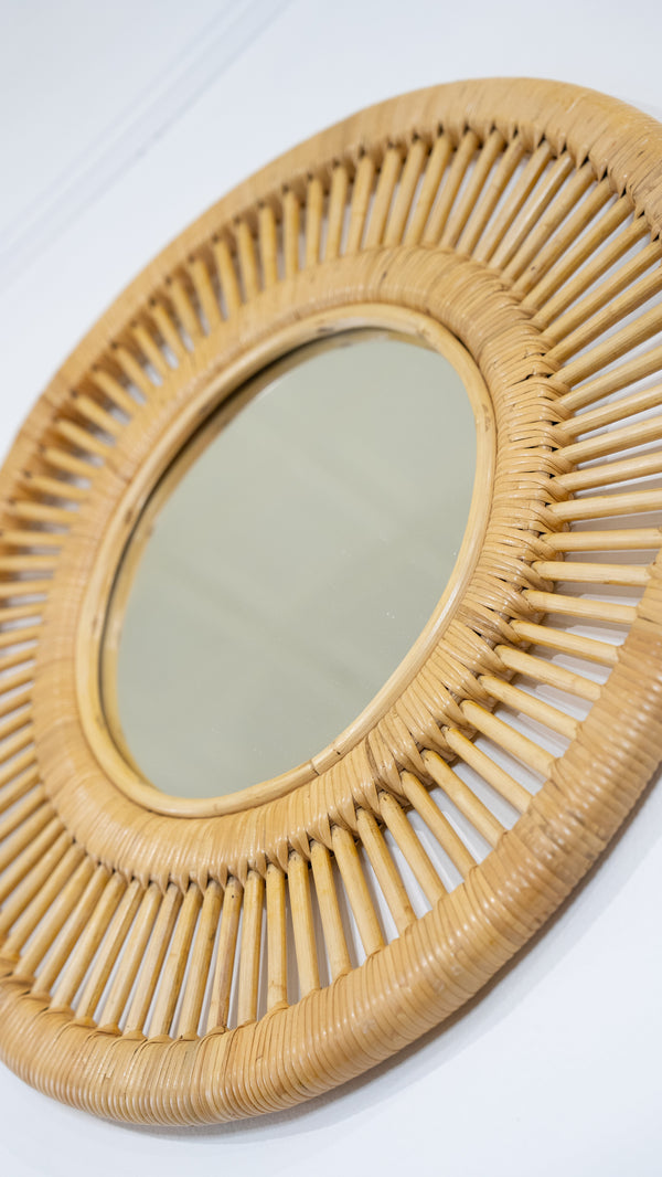 Round Mirror
