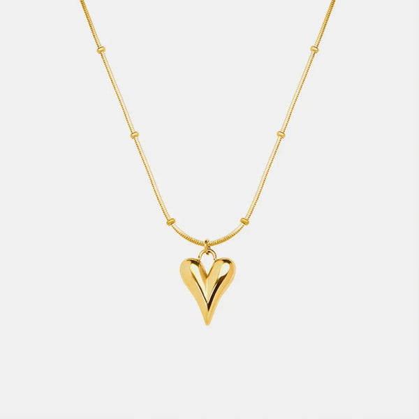 Fashionable and minimalist heart-shaped necklace with titanium steel plated 18K real gold necklace