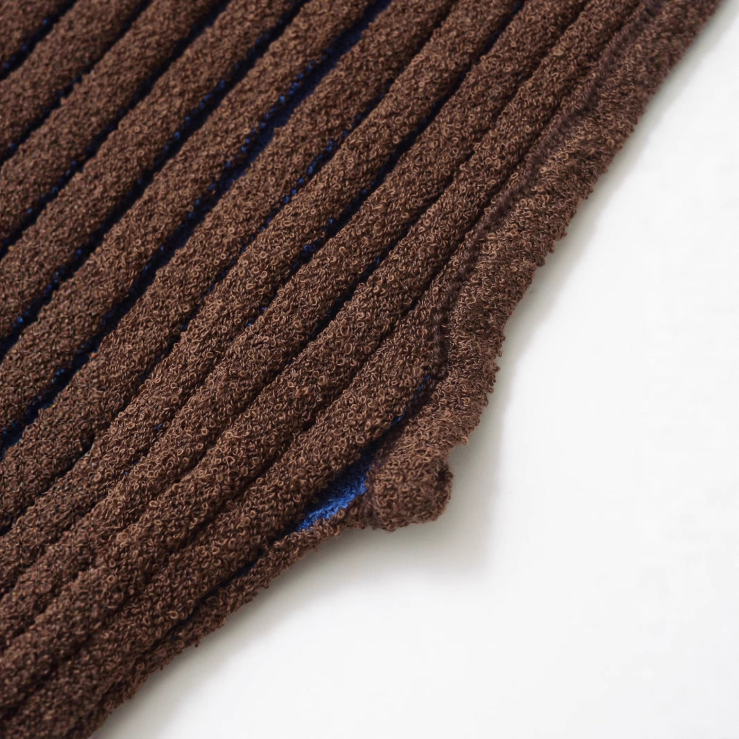 Half high neck sleeveless slim knit sweater for women