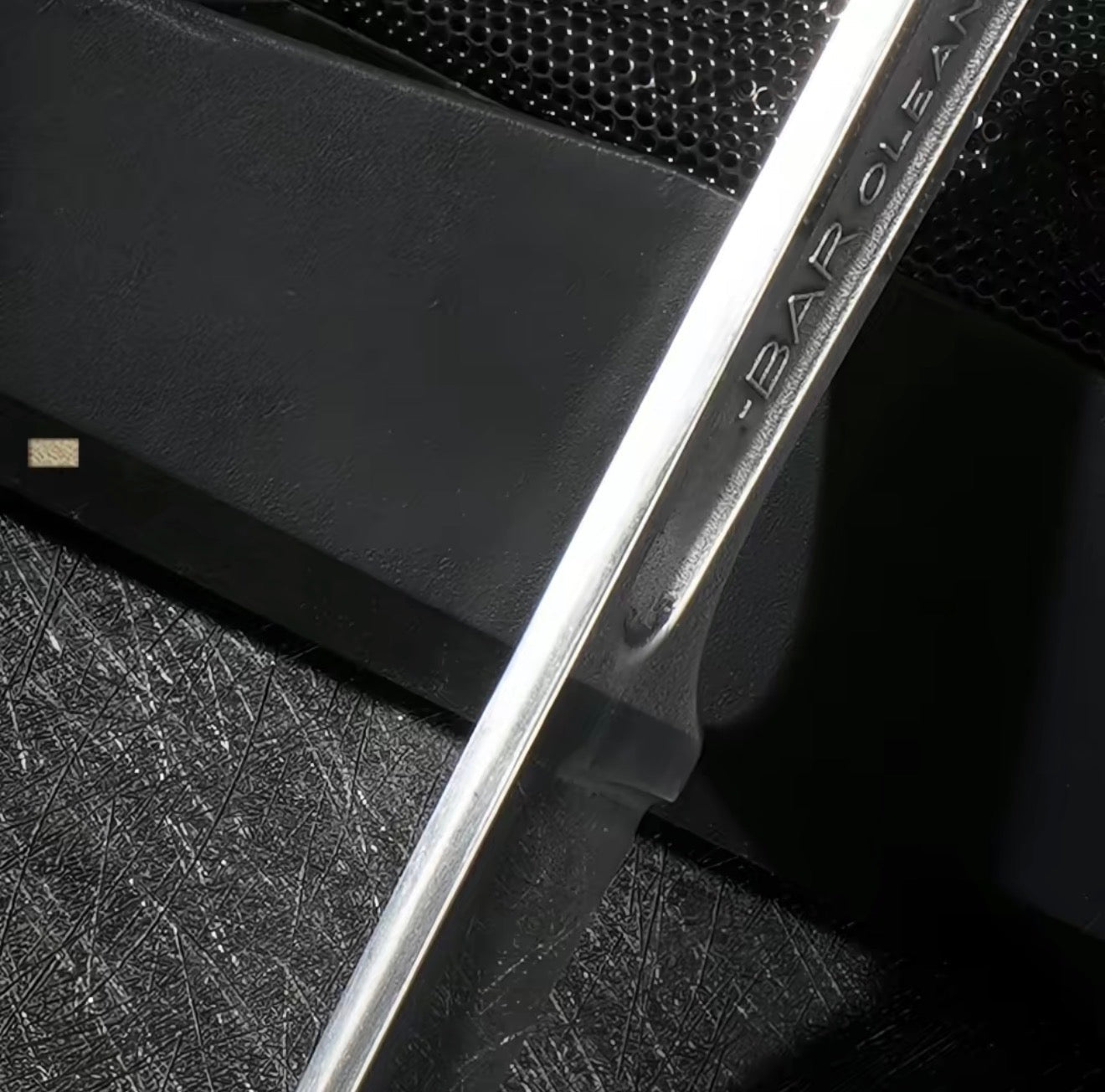 SteelEdge Knife V.I.P Digital Presence