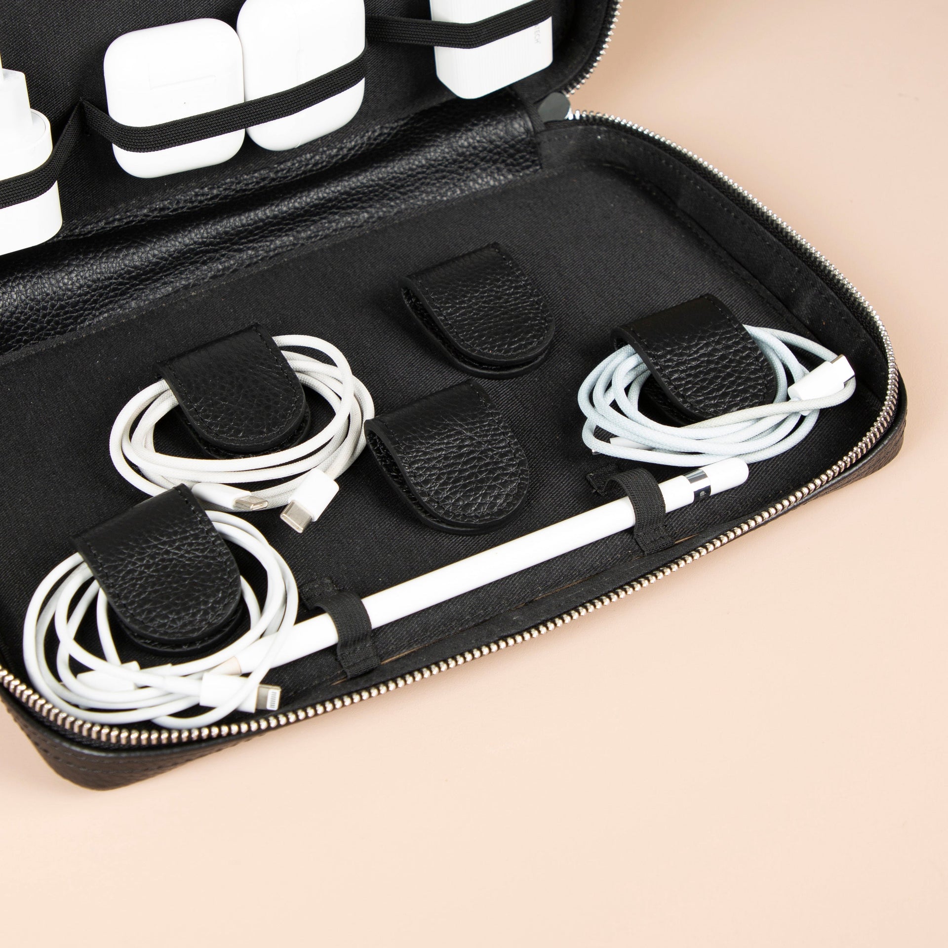 Leather Tech Organizer Case - Black - Oslo