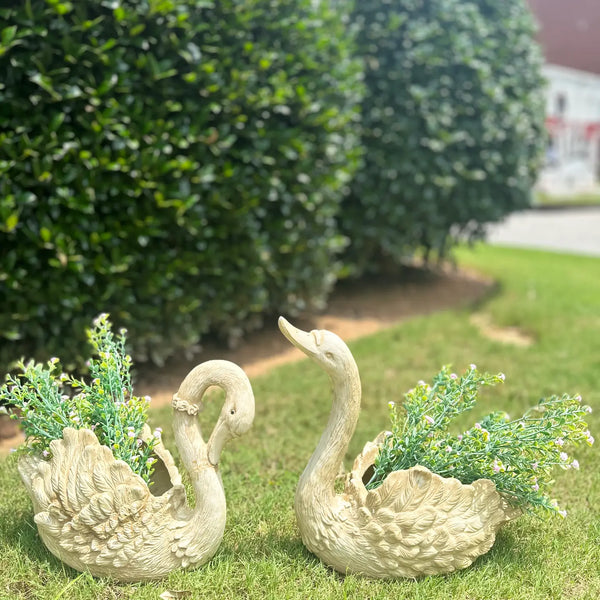 RESIN SWAN PLANTER