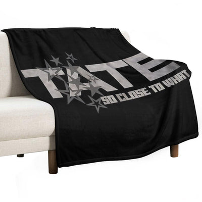 Tate McRae Miss Possessive Tour 2025 Concert Shirt – T8 Lips Hoodie & Fan Gift Merch Easy Care Throw Blanket