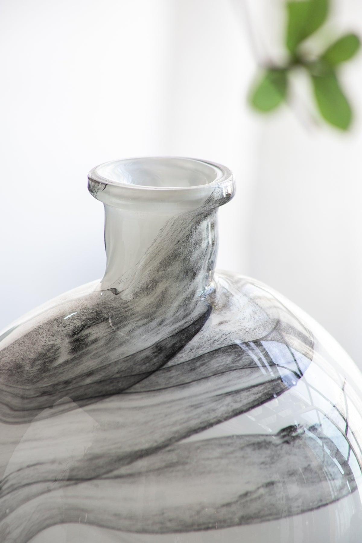 Modern Marble-Inspired Decorative Accent Vase