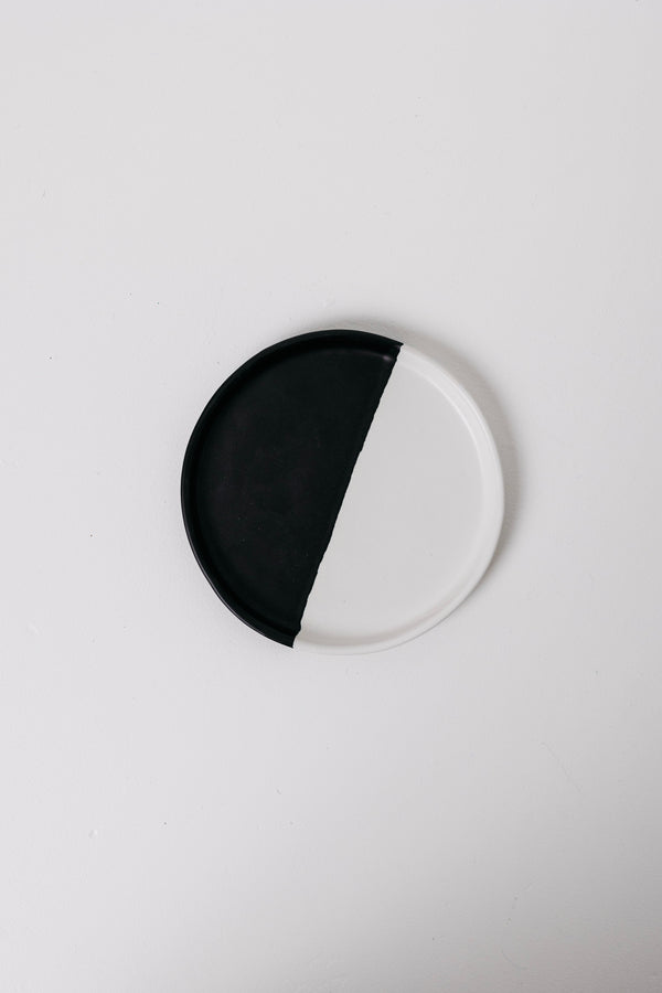 Dawson Appetizer Plate - Matte Black/White - Set of 6