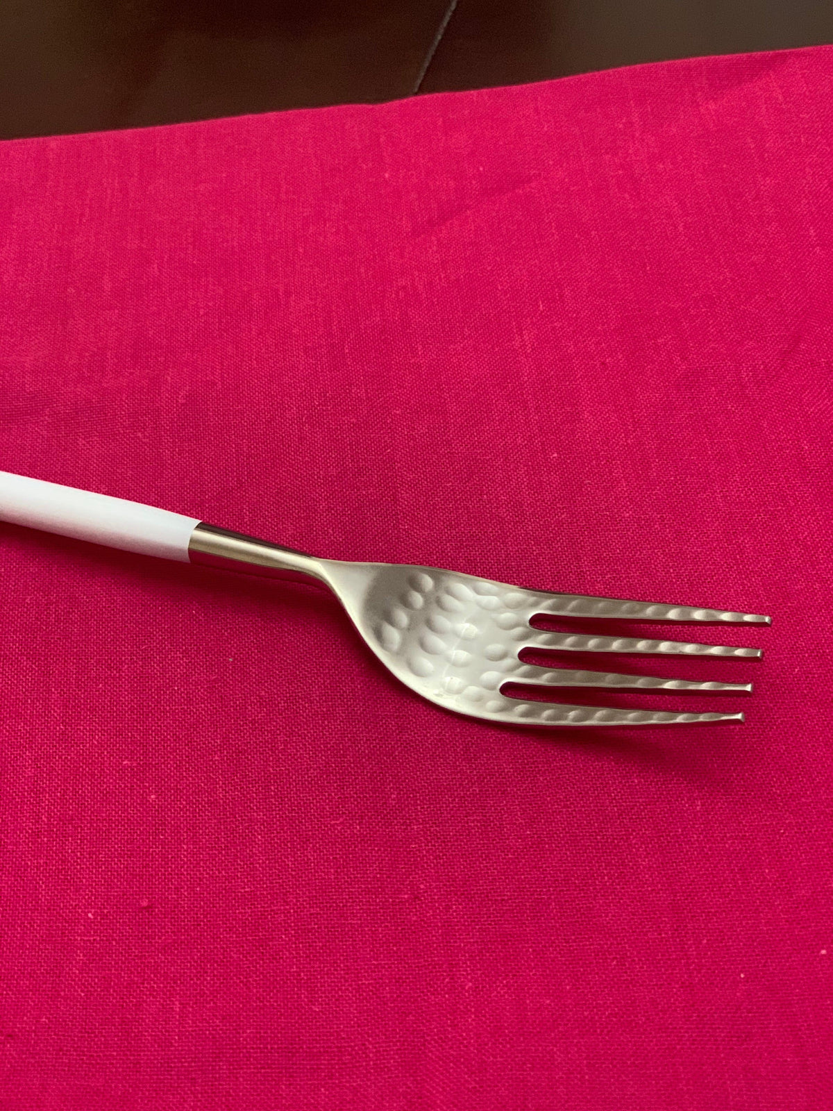 Vibhsa White & Silver Flatware Stainless Steel Set of 20