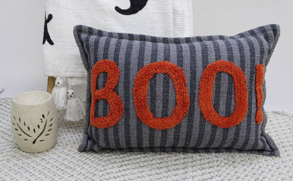 Vibhsa Halloween Throw Pillow Texted BOO! 14