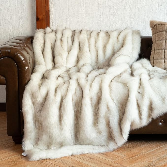 BATTILO HOME Luxury Ivory White Faux Fur Throw Blanket for Bed, Extra Large Super Soft Fluffy Cozy Fall Thick Warm Fox Fur Throw Blankets for Couch, Bed Reversible to Plush Velvet (60