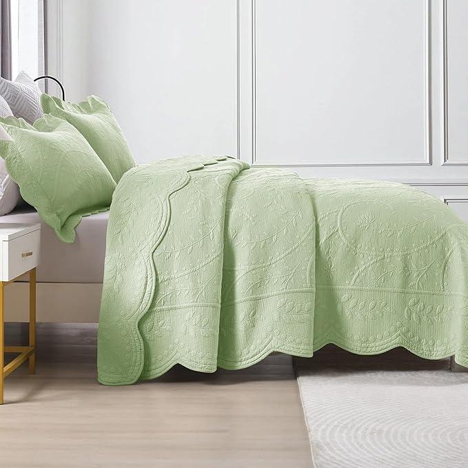 MarCielo 3-Piece 100% Cotton Oversized Bedspread Lightweight Quilt Coverlet Embroidery Farmhouse Bedding Set (TX Pale Green, Oversized King (118