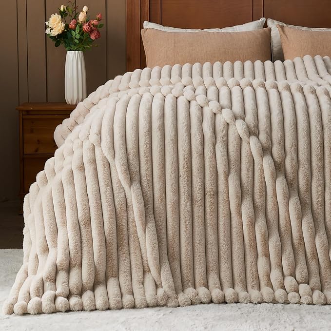 NEWCOSPLAY Faux Fur Throw Blanket Linen 3D Ribbed Plush Thick Warm Blanket for Couch Sofa Bed 850GSM (Linen Ribbed, Throw(50