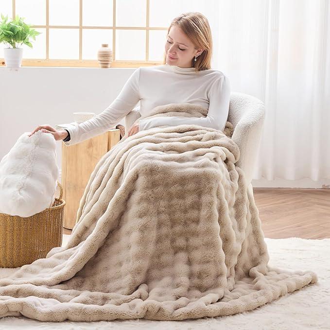 NEWCOSPLAY Faux Fur Throw Blanket Linen Bubble Blanket Thick Warm Soft for Couch Sofa Bed 550GSM (Linen, Throw(50