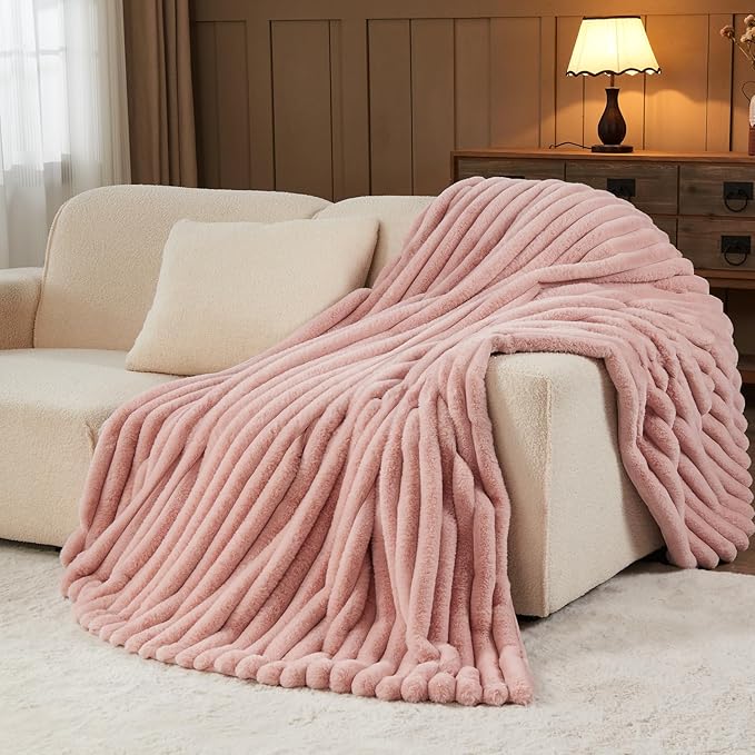 NEWCOSPLAY Faux Fur Throw Blanket Pink 3D Ribbed Plush Thick Warm Blanket for Couch Sofa Bed 850GSM (Pink Ribbed, Throw(50