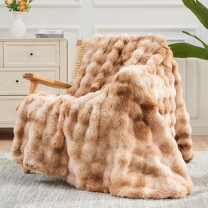 NEWCOSPLAY Faux Fur Throw Blanket Tie-dye Beige Luxury Fluffy Thick Warm Bubble Blanket for Couch Sofa Bed 700GSM (Tie-dye Beige, Throw(50