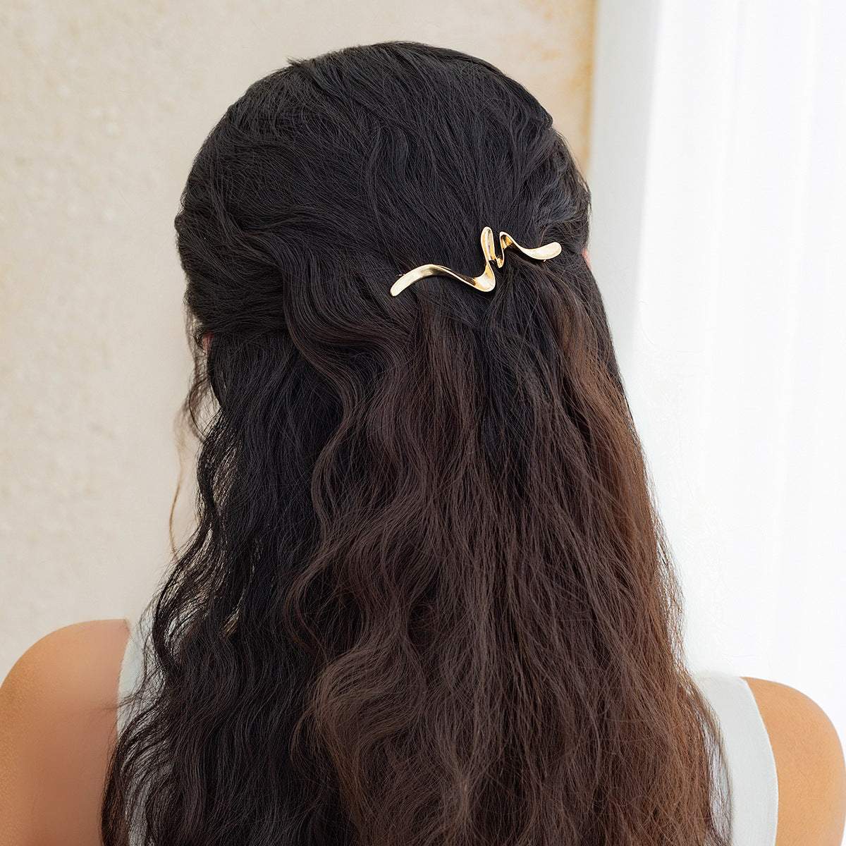 Summer temperament metal hair clip female Hairpin simple irregular back of the head clip