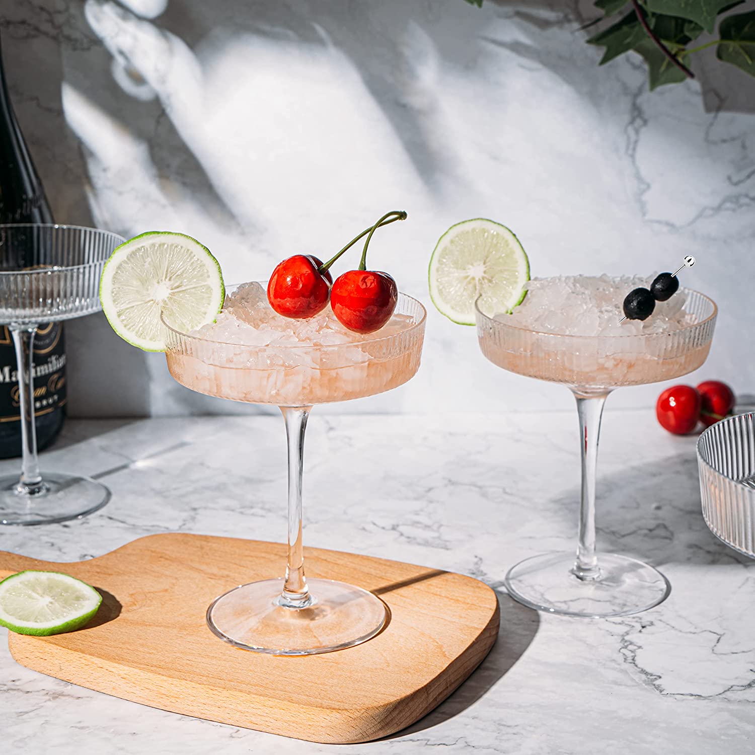 Ribbed Coupe Cocktail Glasses 8 oz | Set of 4 | Classic Manhattan Glasses For Cocktails, Champagne Coupe, Ripple Coupe Glasses, Art Deco Gatsby Vintage, Crystal with Stems (Clear)