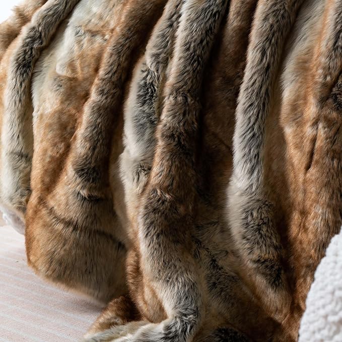 BATTILO HOME Large Brown Faux Fur Throw Blanket for Bed, Fall Fur Blanket and Throws, 60 x 80 Inches Super Soft Fuzzy Thick Warm Blankets for Couch, Reversible to Plush Velvet