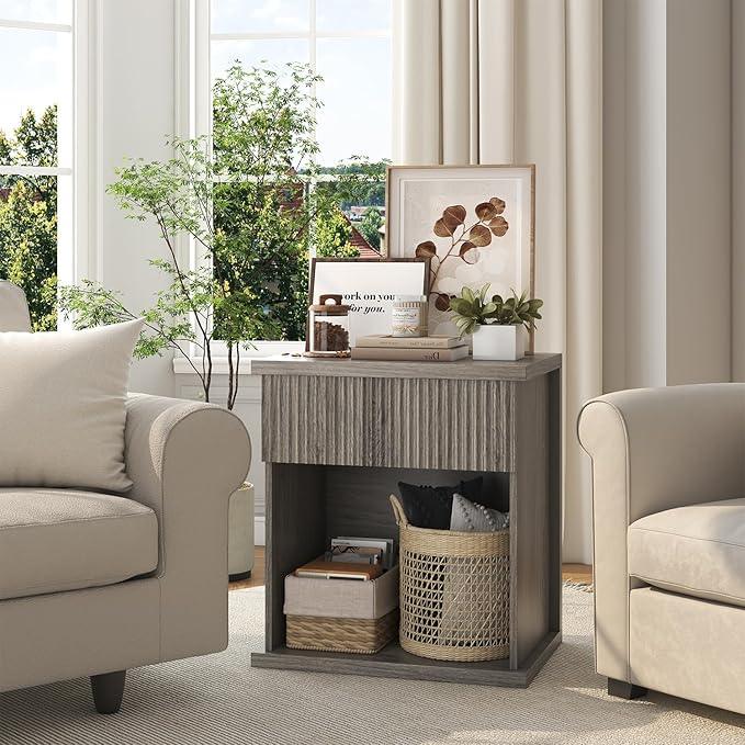 Fluted Nightstand, 22.8