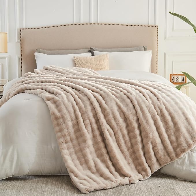 NEWCOSPLAY Faux Fur Throw Blanket Linen Bubble Blanket Thick Warm Soft for Couch Sofa Bed 550GSM (Linen, Throw(50
