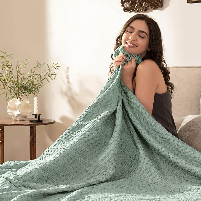 PHF Cooling Waffle Blanket King Size, Lightweight 60% Rayon Derived from Bamboo & 40% Cotton Breathable Blanket for Hot Sleepers, Soft and Luxury for Bed Couch and Sofa, 104