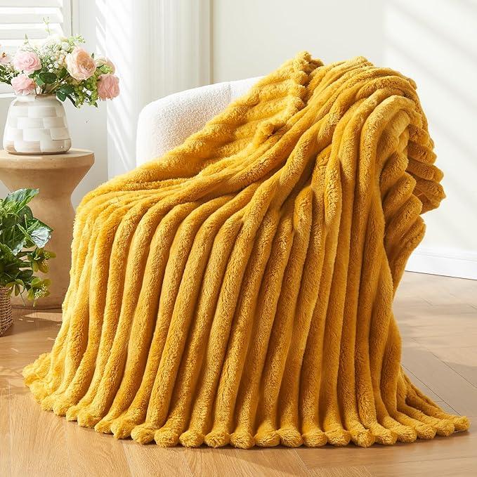 NEWCOSPLAY Super Soft Throw Blanket Mustard Yellow Premium Silky Flannel Fleece 3D Ribbed Jacquard Lightweight Bed Blanket All Season Use (Mustard Yellow Ribbed, Throw(50