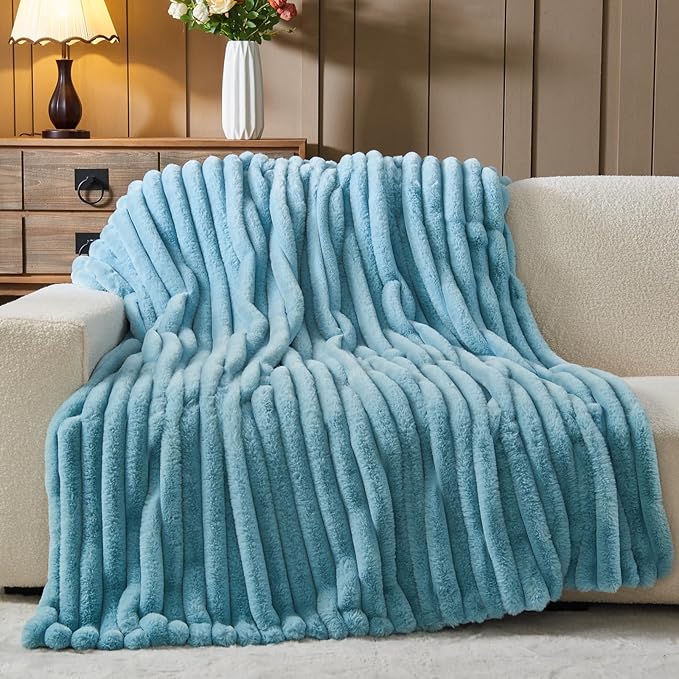 NEWCOSPLAY Faux Fur Throw Blanket Blue 3D Ribbed Plush Thick Warm Blanket for Couch Sofa Bed 850GSM (Blue Ribbed, Throw(50