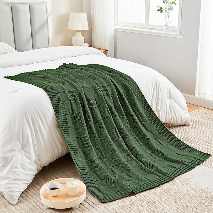 CozeCube Knit Throw Blanket,Christmas Green Checkered Bedroom Blanket for Couch,Soft Cozy Warm Knitted Blanket for Bed Sofa Living Room,Decorative Spring Fall Throw Blanket 50