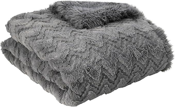 Mon Chateau Grey 3D Jacquard Faux Fur Throw, Plush Luxury Blanket for Couch, Sofa, or Bed, Soft Reversible Throw Blanket for Sleeping, Home & Room Décor, 60