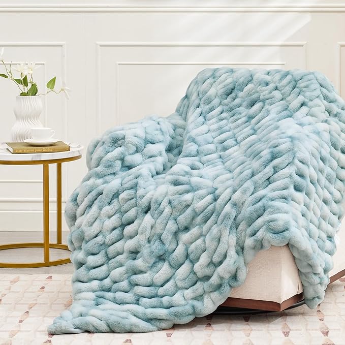 Ultra Soft Luxury Faux Fur Throw Blanket for Counch,Fuzzy Fluffy Plush Warm Cozy Elegant Wrinkled Blanket for Sofa Bedroom Living Room,（50