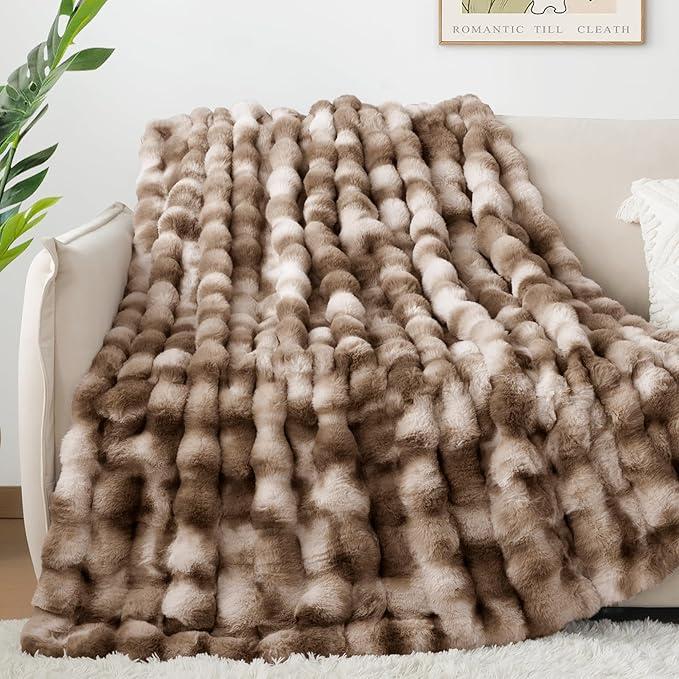 Touchat Luxury 1000GSM Rabbit Faux Fur Blanket, Super Heavy Warm Cozy Brown Blankets for Couch Bed Sofa, Ruched Plush Fuzzy Elegant Soft Reversible Mink Blanket for Living Room Bedroom, 60